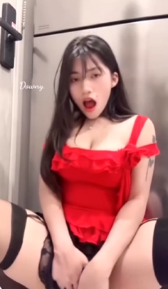 [VK] น้องดาว (Ddwwrkk) ตัวแม่นมโต "นิ้วเขี่ยแตดน้ำนอง" (ไข่สั่นขยี้/นมเด้งปิดหน้า) หน้าฟินเสร็จแตกคาของเล่น HD